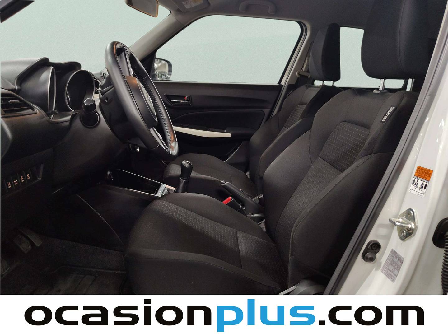 Foto asientos delanteros Suzuki Swift Suzuki Swift 1.2 Mild Hybrid GLX (90 CV)