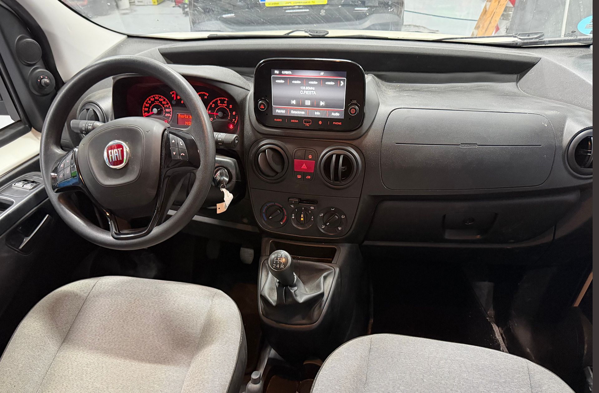 Fiat Fiorino Cargo Furgon 1.3 MultiJet SX N1 - foto 7