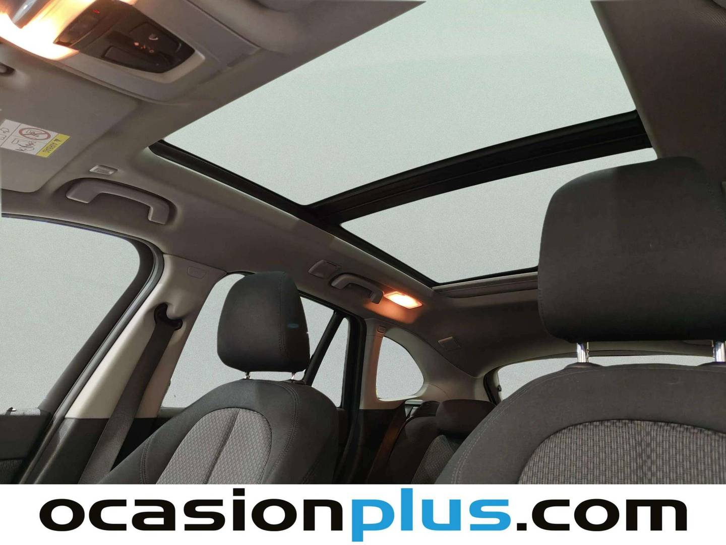 Extras y acabados del BMW X1 BMW X1 sDrive18i (140 CV)