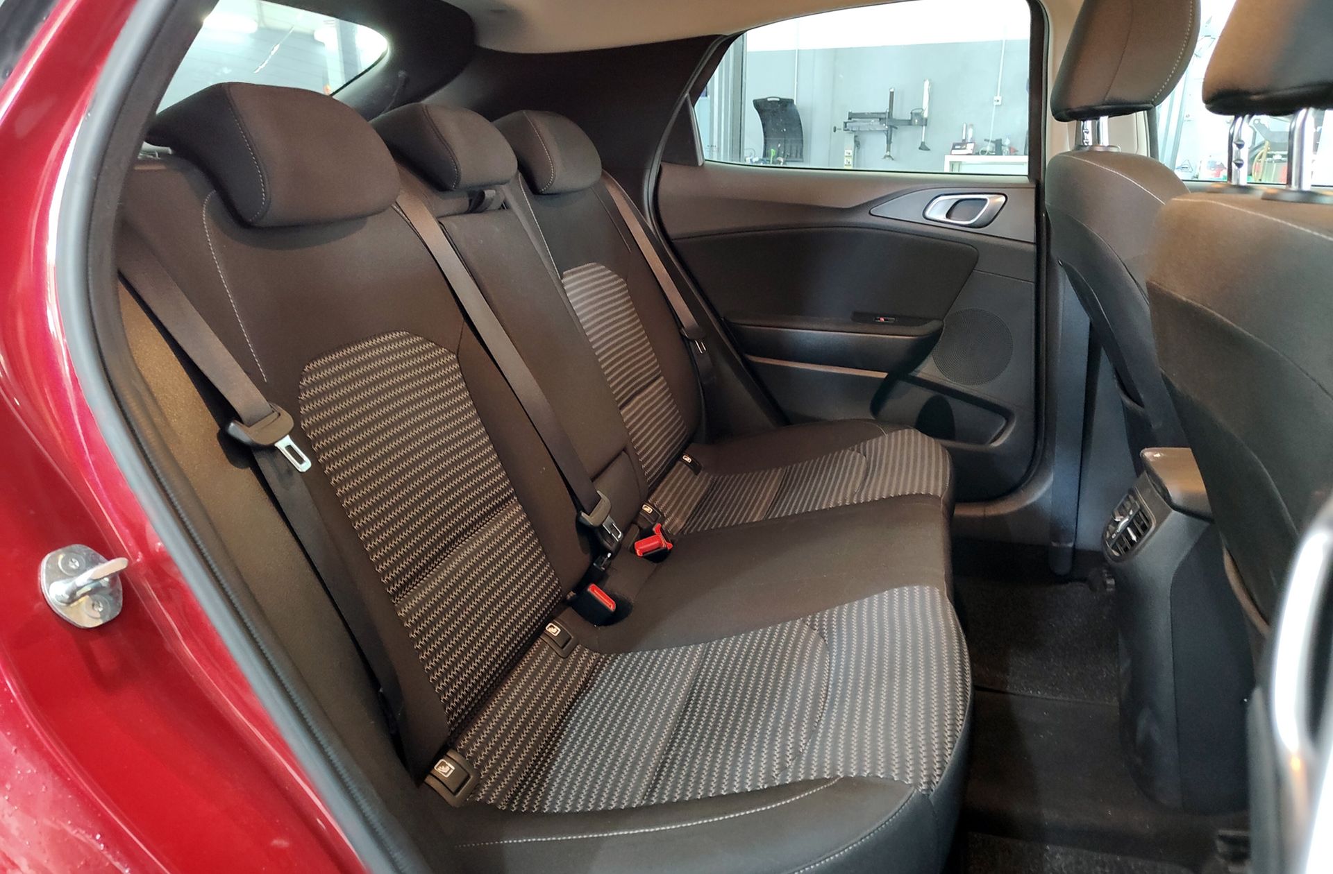 Kia XCeed 1.0 T-GDi Drive - foto 18