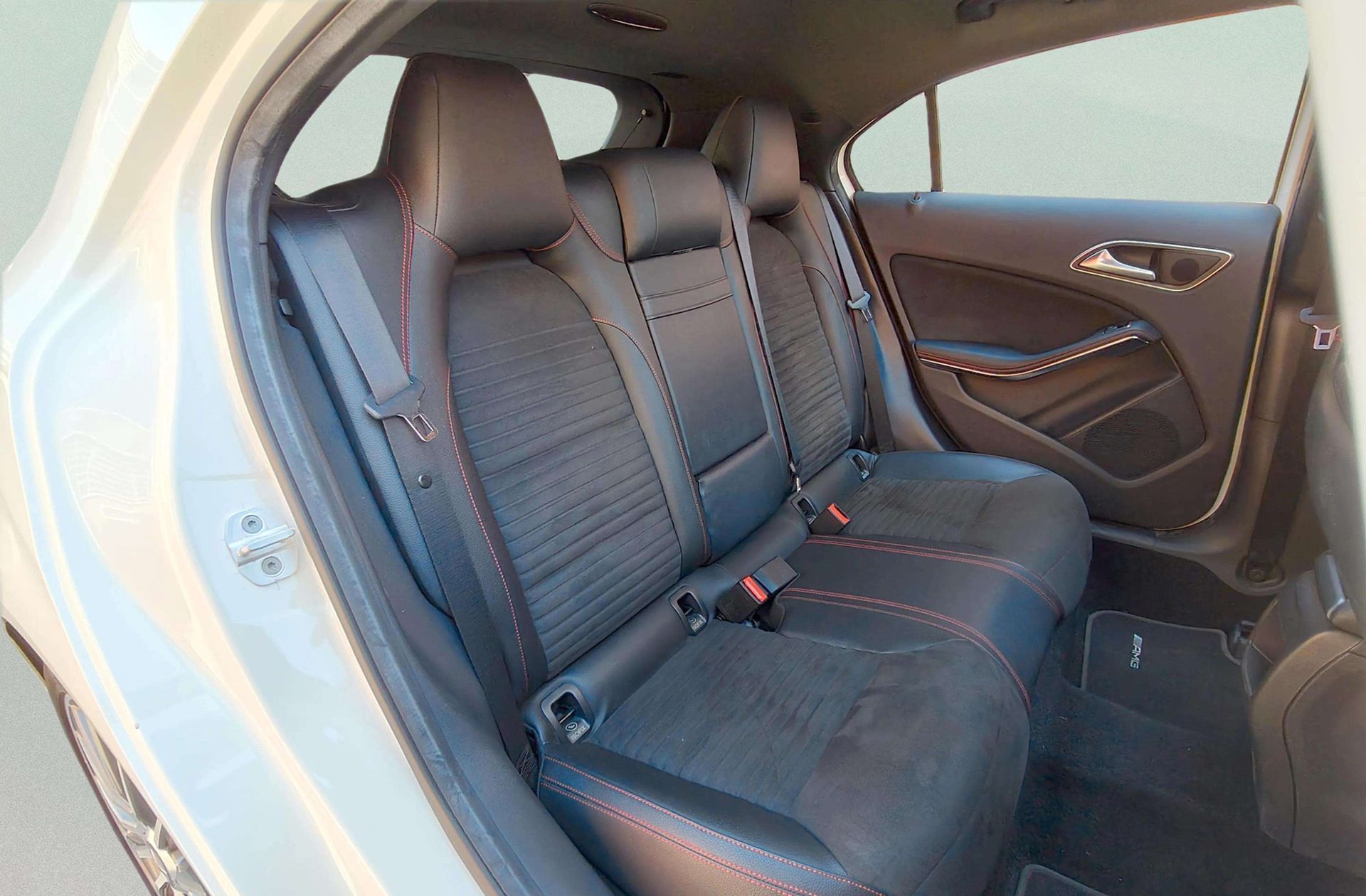 Mercedes-Benz Clase A 200 CDI AMG Line - foto 18