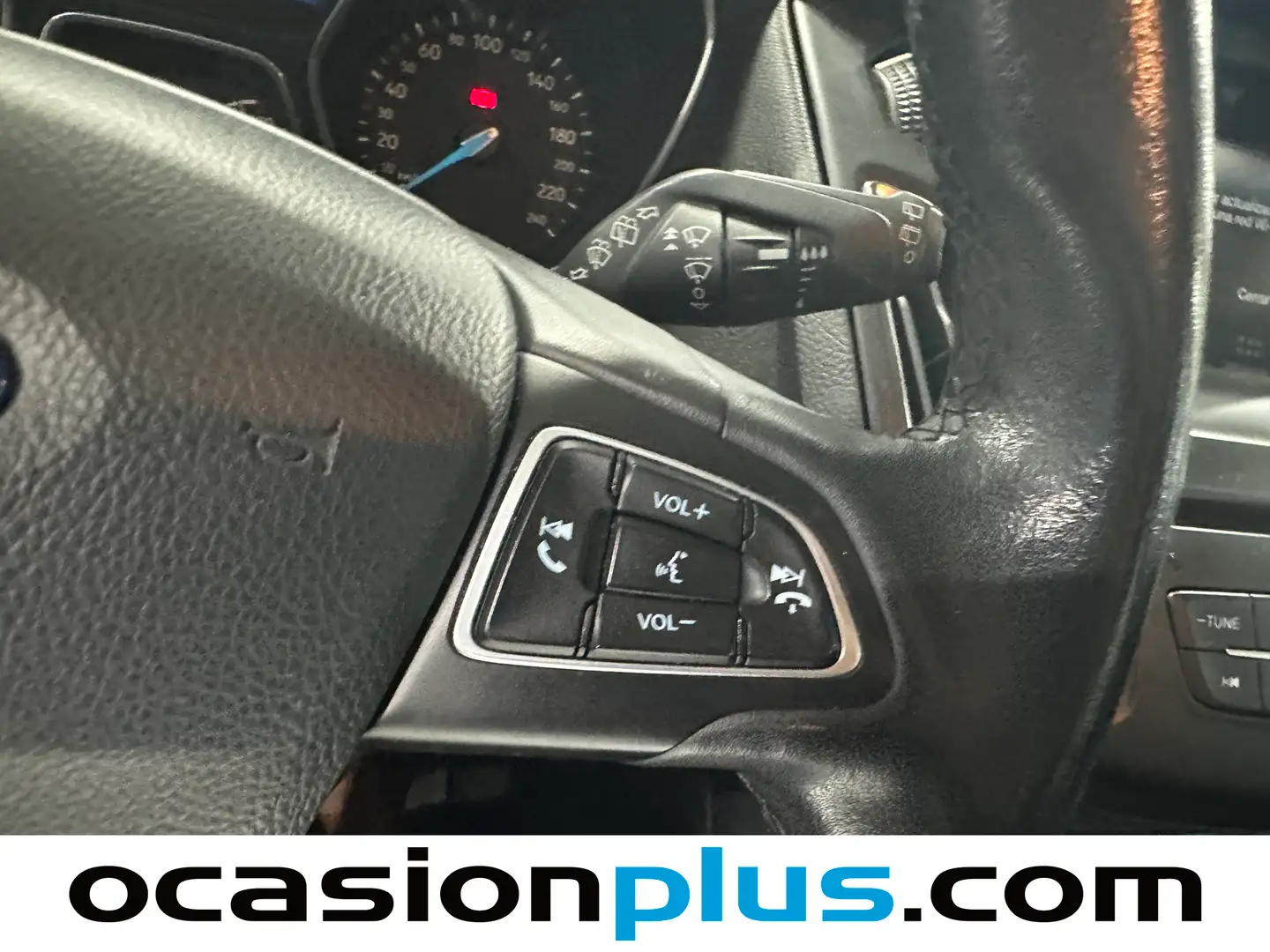 Foto Ford Focus Ford Focus 1.5 TDCI Business (120 CV)