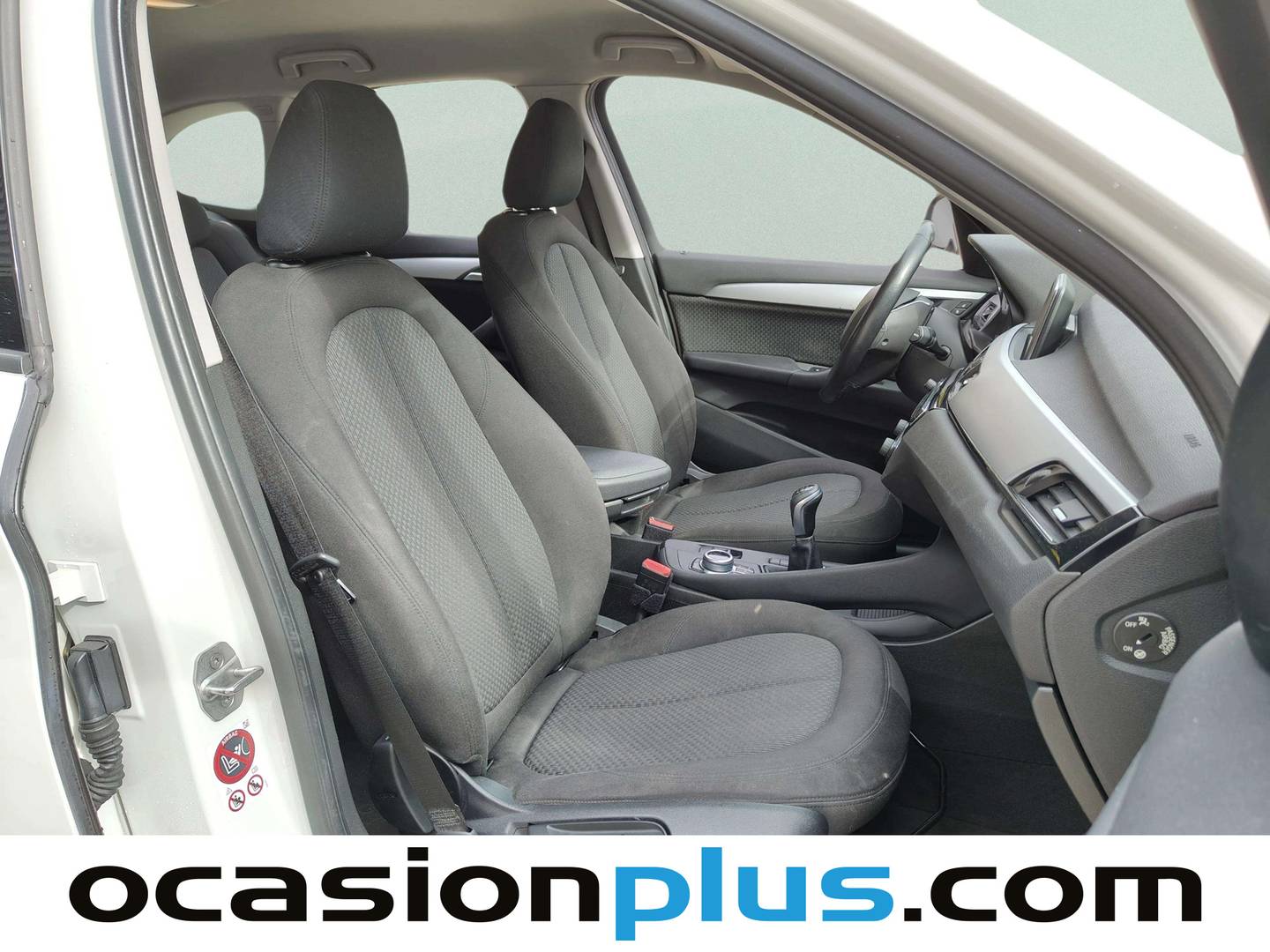 Foto BMW X1 BMW X1 sDrive18i  (136 CV)