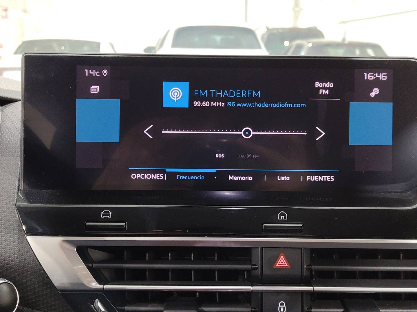 Foto Citroën C4 Citroen C4 BlueHDi 130 S&S Feel Pack EAT8 (130 CV)