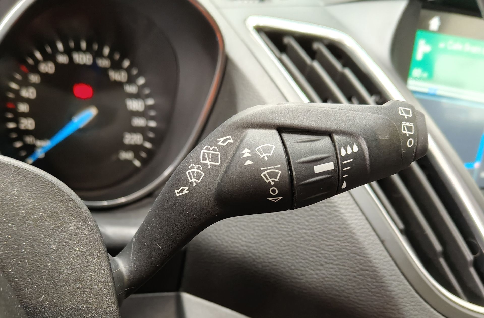 Ford C-Max 1.0 EcoBoost Trend+ - foto 25