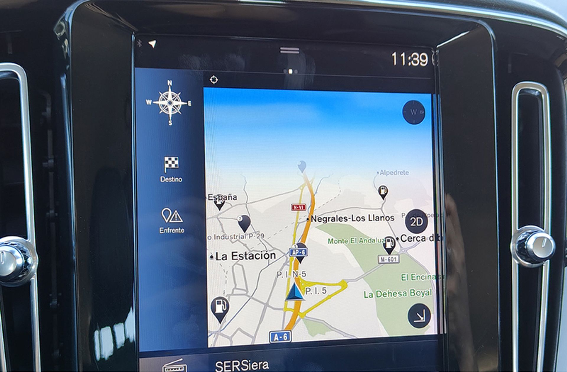 Volvo XC40 D4 Momentum AWD - foto 7