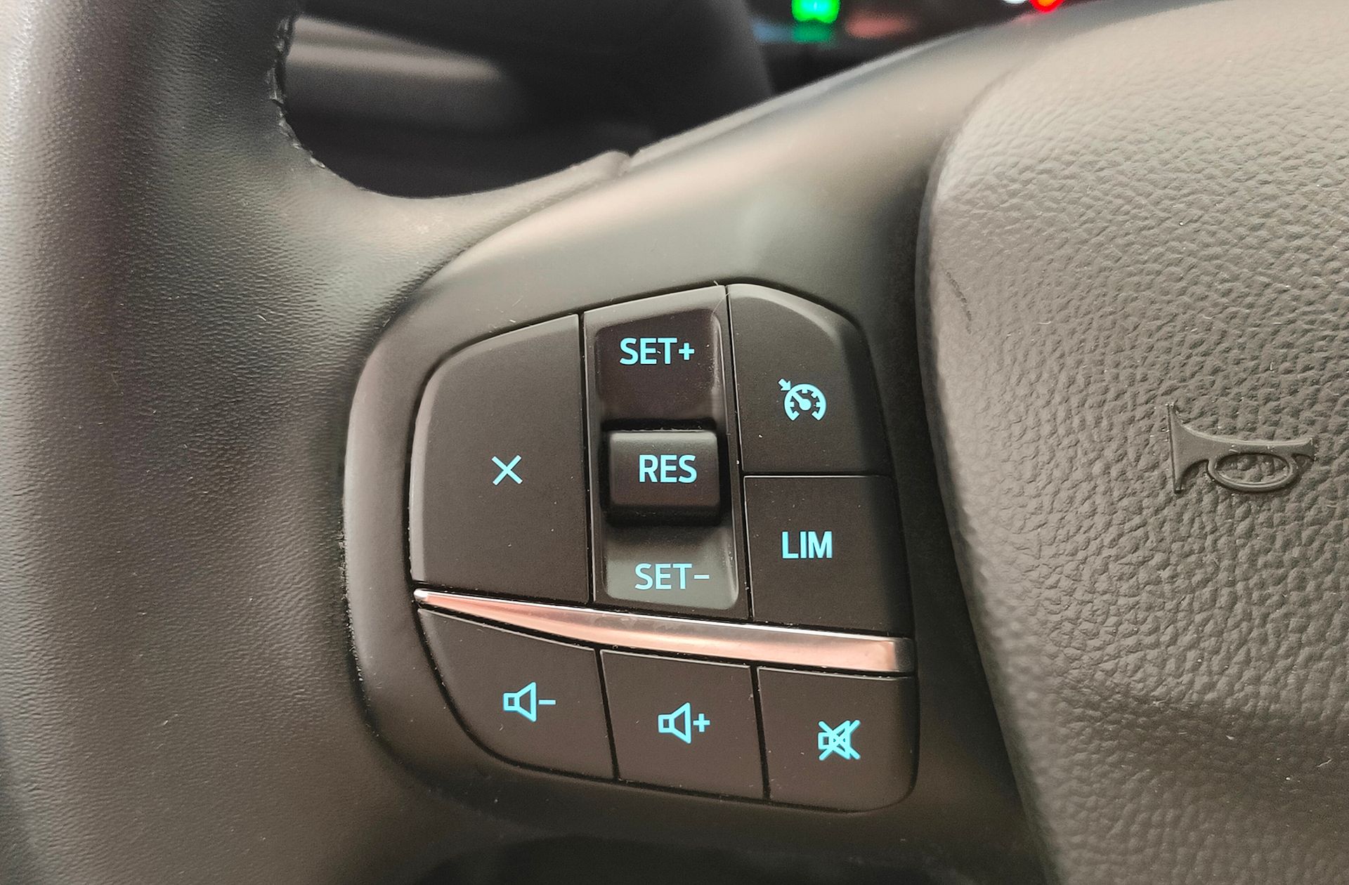 Ford Kuga 1.5 EcoBlue Trend - foto 29