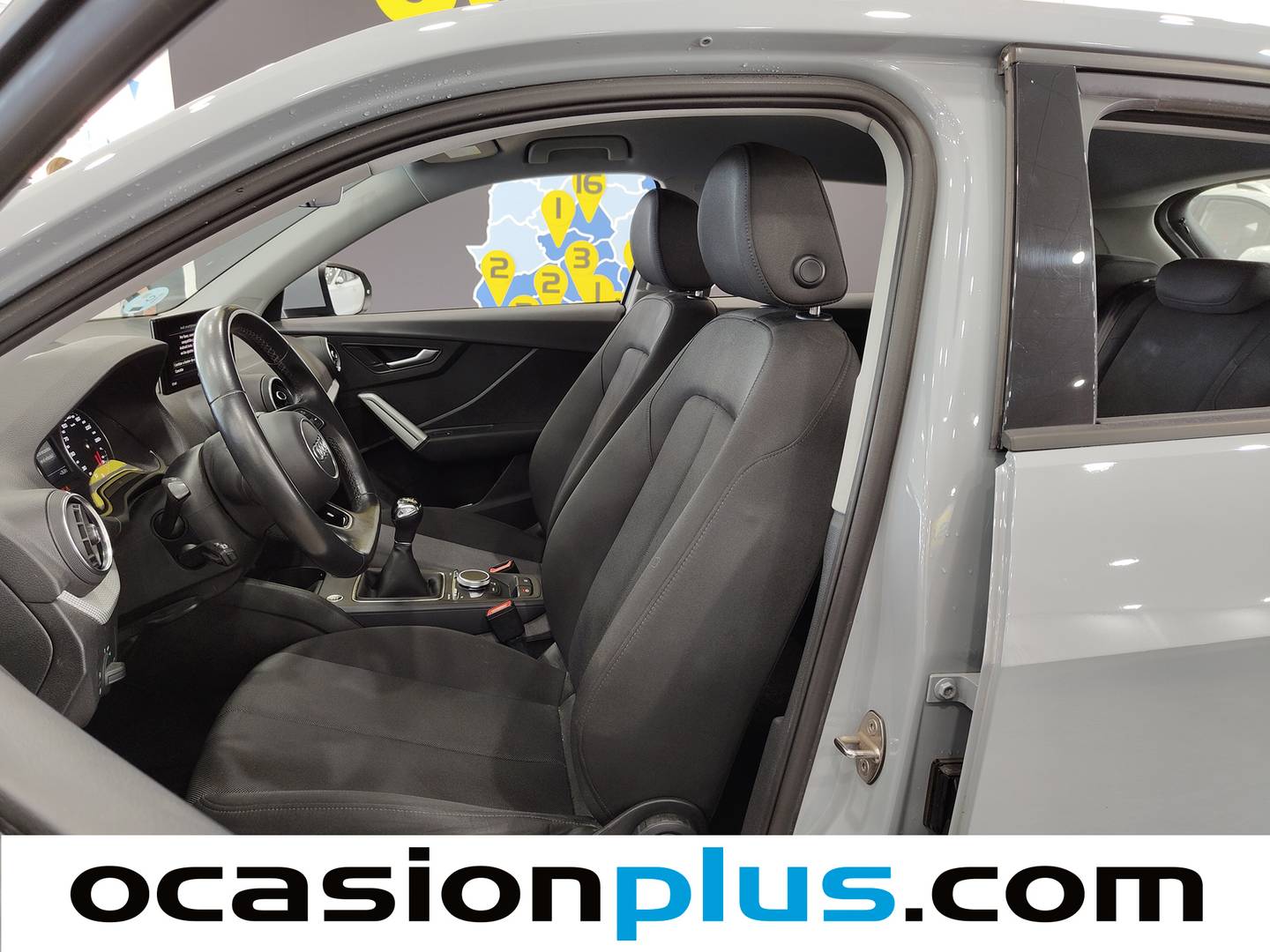 Foto asientos delanteros Audi Q2 Audi Q2 Advanced 30 TFSI (110 CV)
