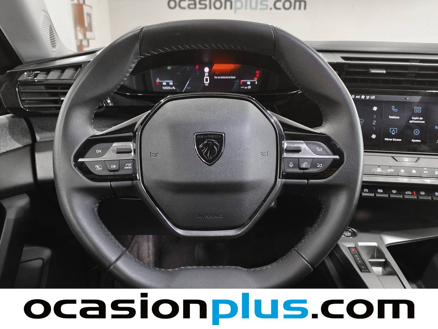 Peugeot 408 Peugeot 408 Allure Hybrid 145 eDCS6 (145 CV) 2025