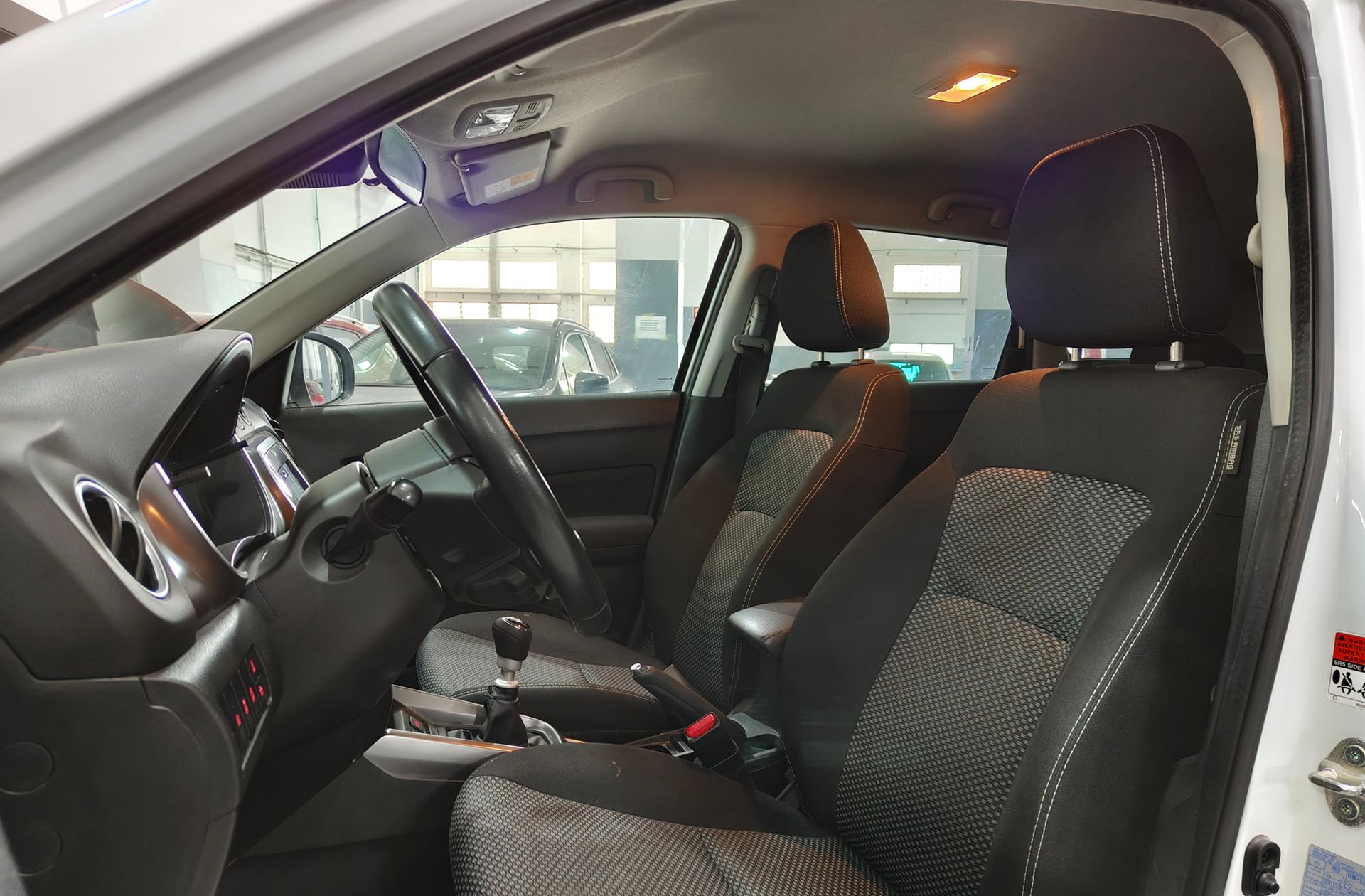Suzuki Vitara 1.4 Turbo Mild Hybrid GLE - foto 10