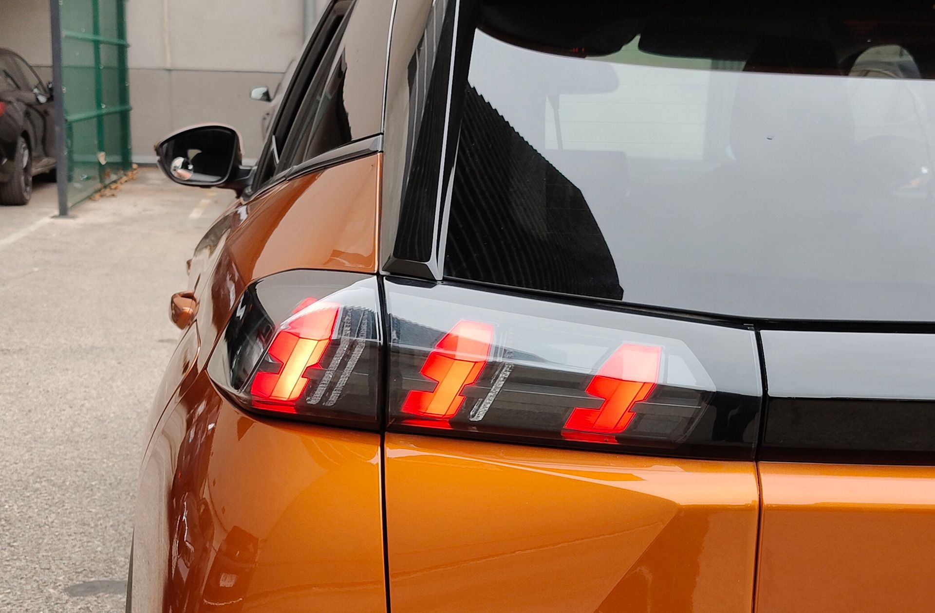 Peugeot 2008 BlueHDi 110 Allure Pack - foto 15