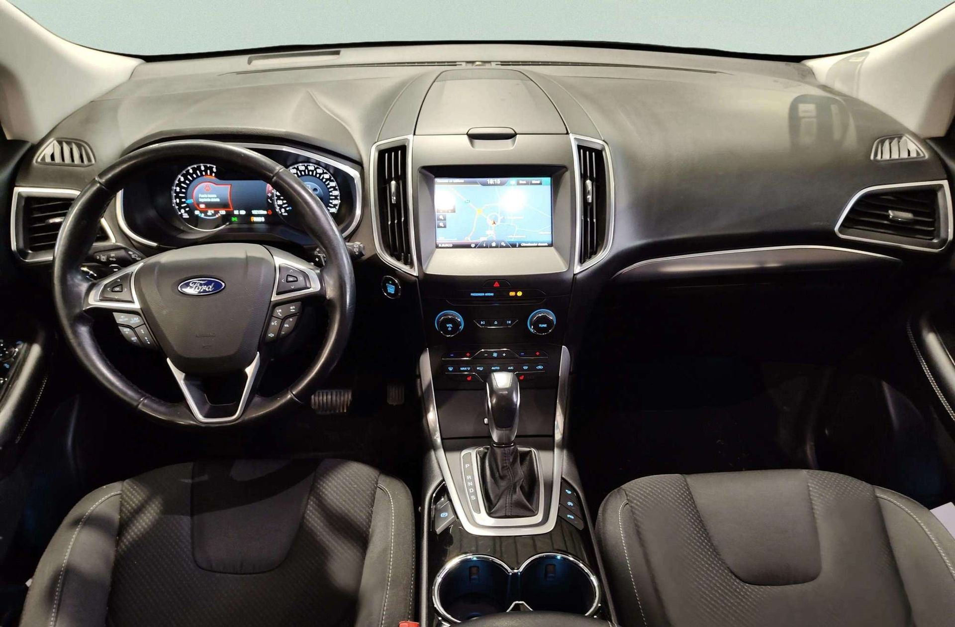 Ford Edge 2.0 TDCi Titanium 4WD PowerShift - foto 6
