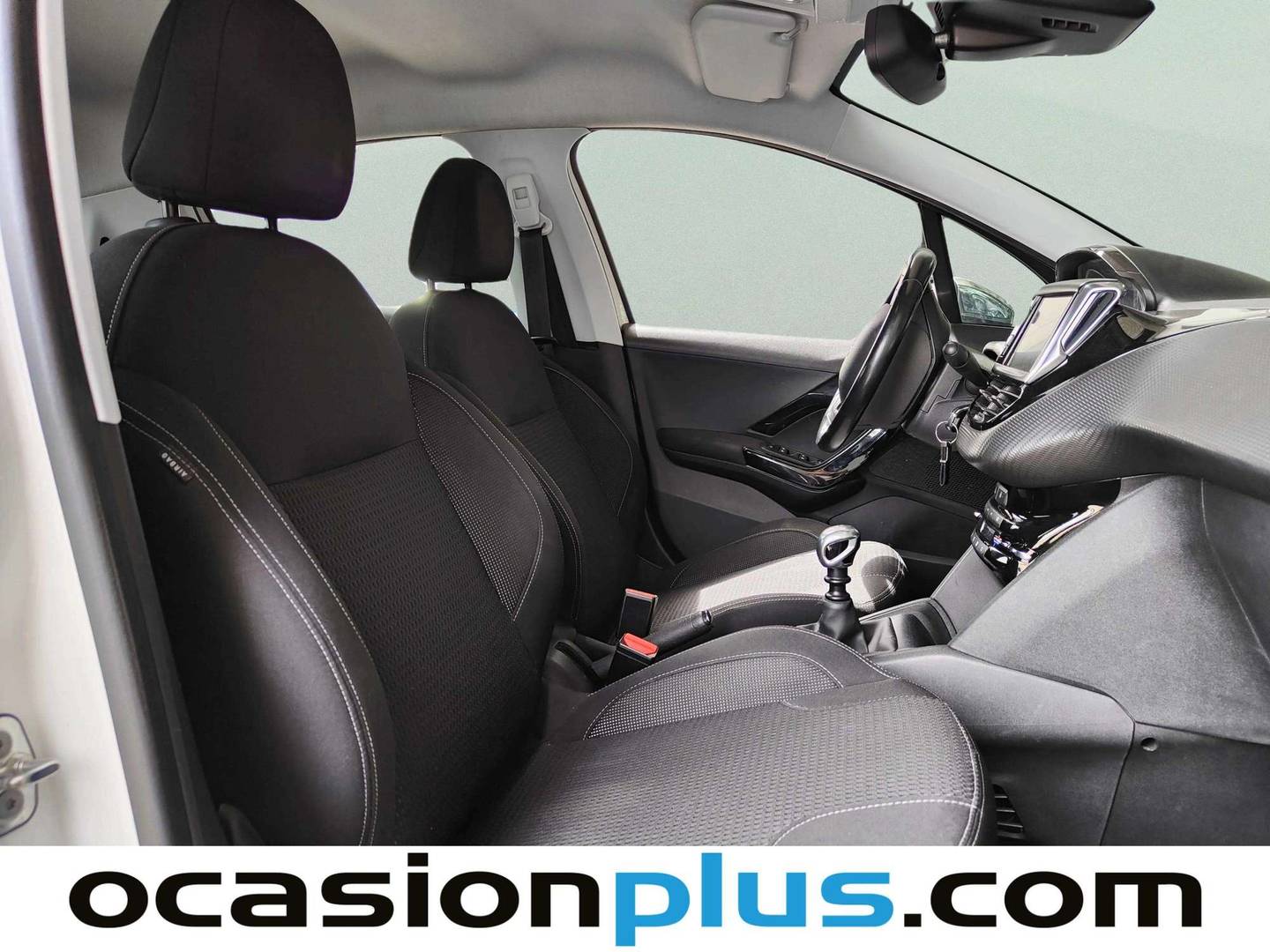 Peugeot 208 Peugeot 208 PureTech 110 S&S Tech Edition (110 CV) gasolina