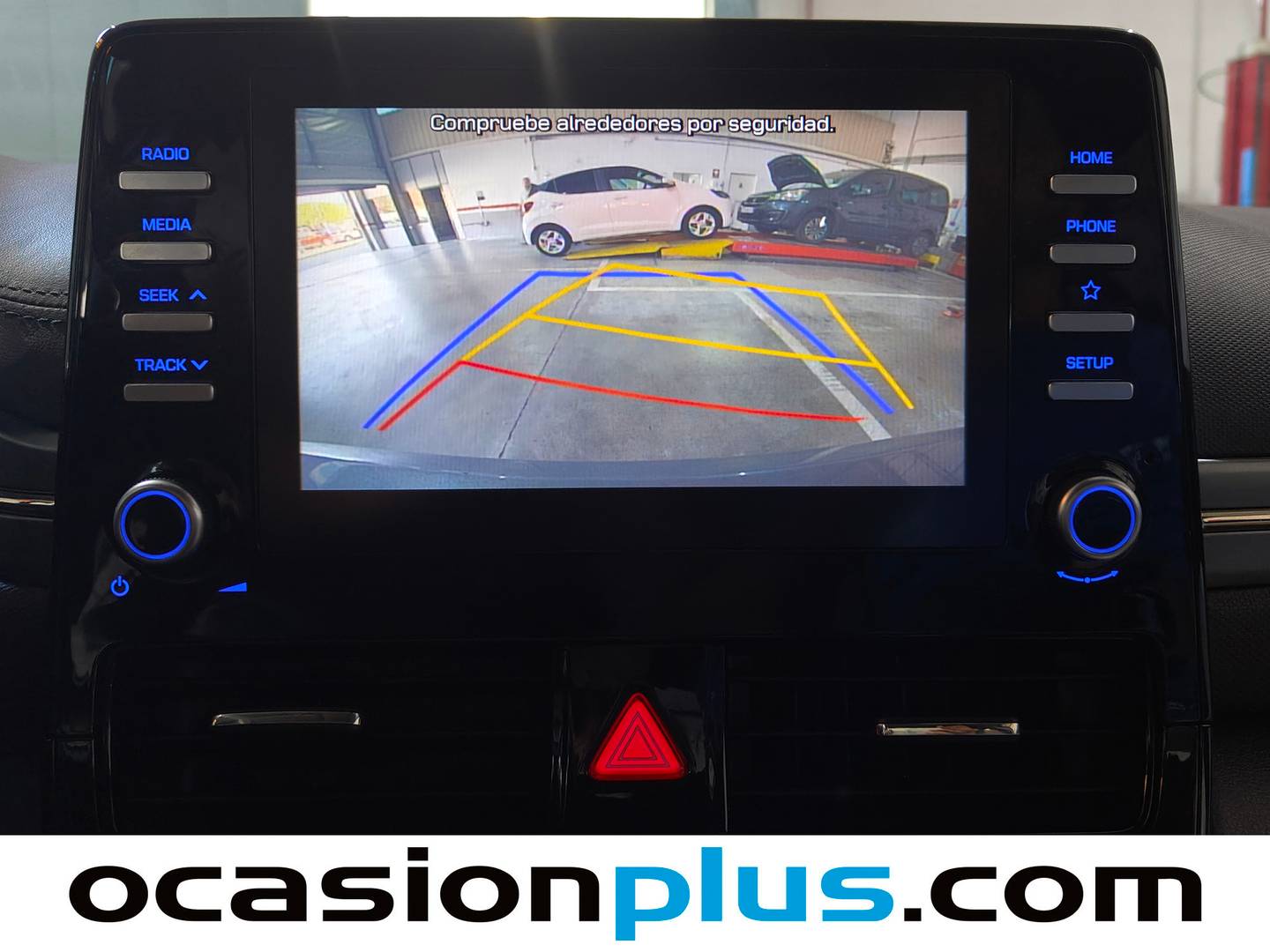 Equipamiento del Hyundai IONIQ Hyundai Ioniq 1.6 GDI PHEV Klass DT (141 CV)
