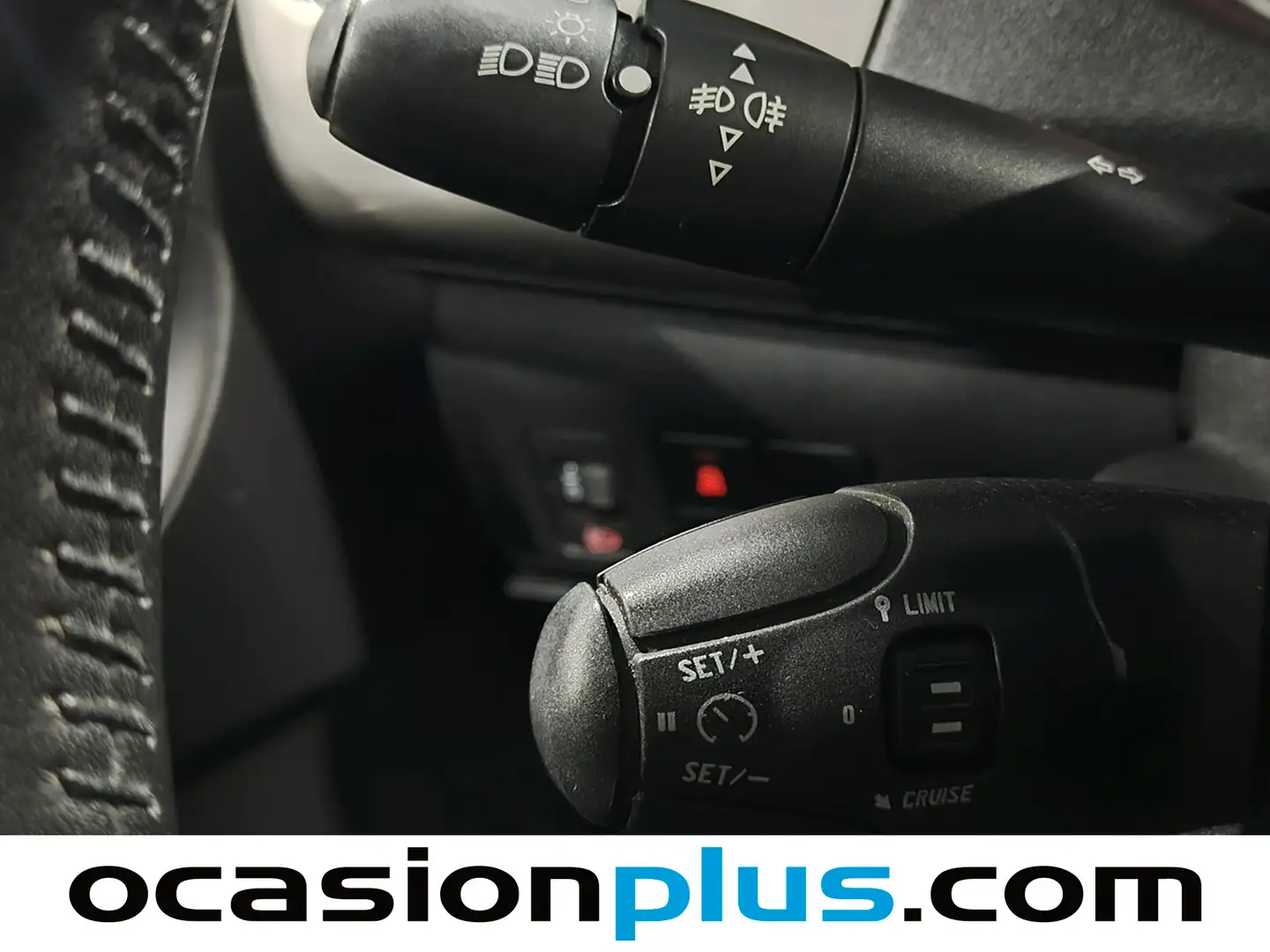 Foto Citroën C-Elysée Citroen C-Elysee BlueHDi 100 Shine  (102 CV)