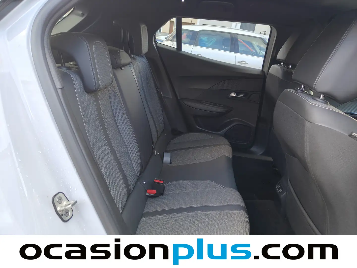 Foto Peugeot 2008 Peugeot 2008 PureTech 100 S&S Allure (100 CV)