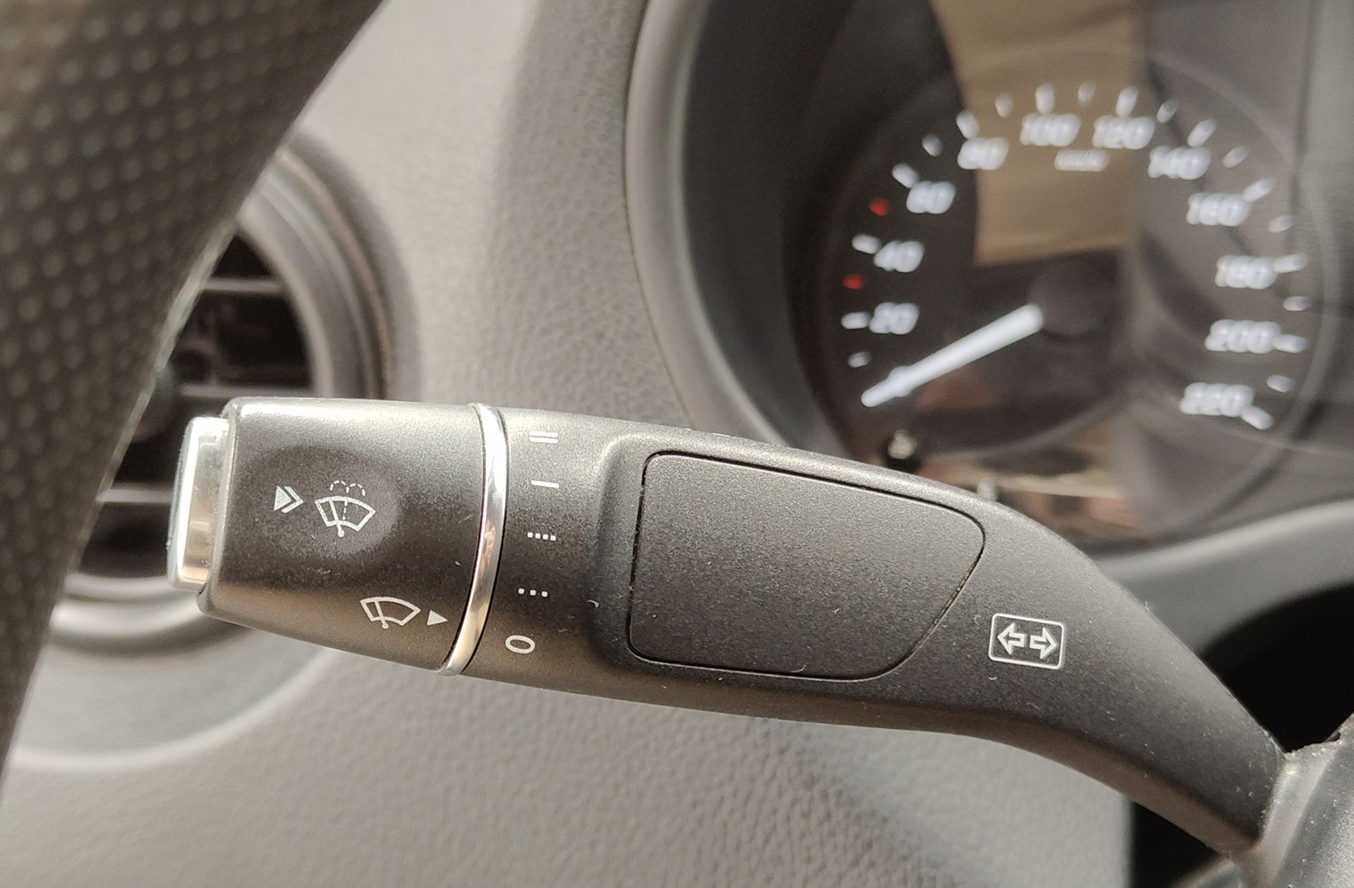 Mercedes-Benz Vito Furgon 109 CDI Compacta - foto 19