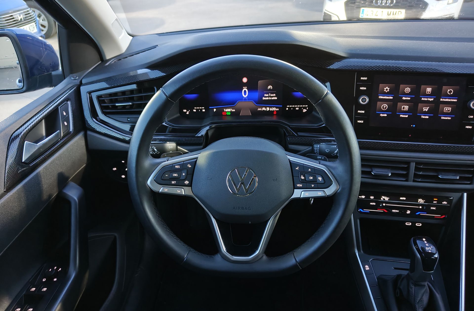 Volkswagen Polo ``más`` 1.0 TSI DSG - foto 24