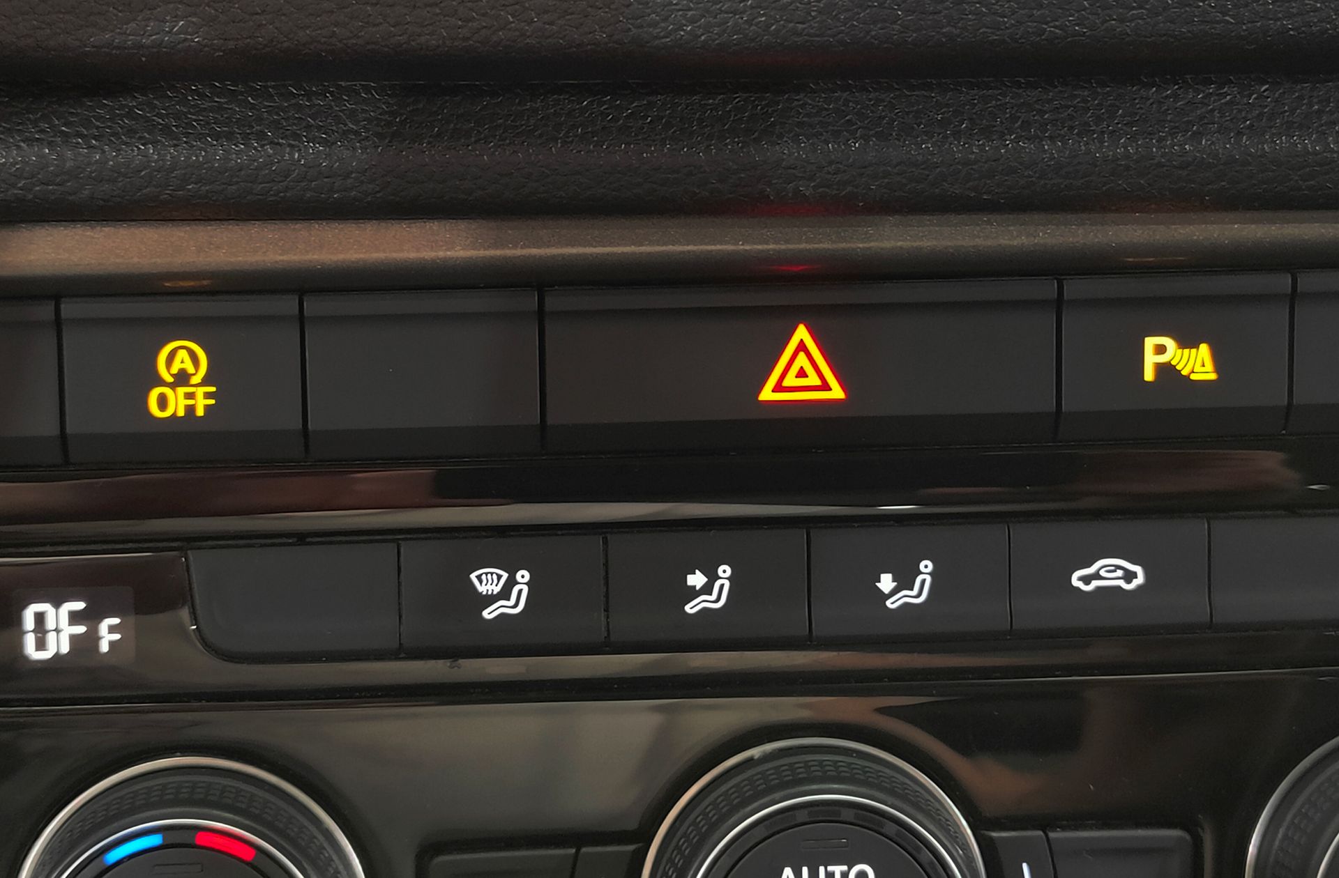 Volkswagen T-Roc Advance 1.0 TSI - foto 32