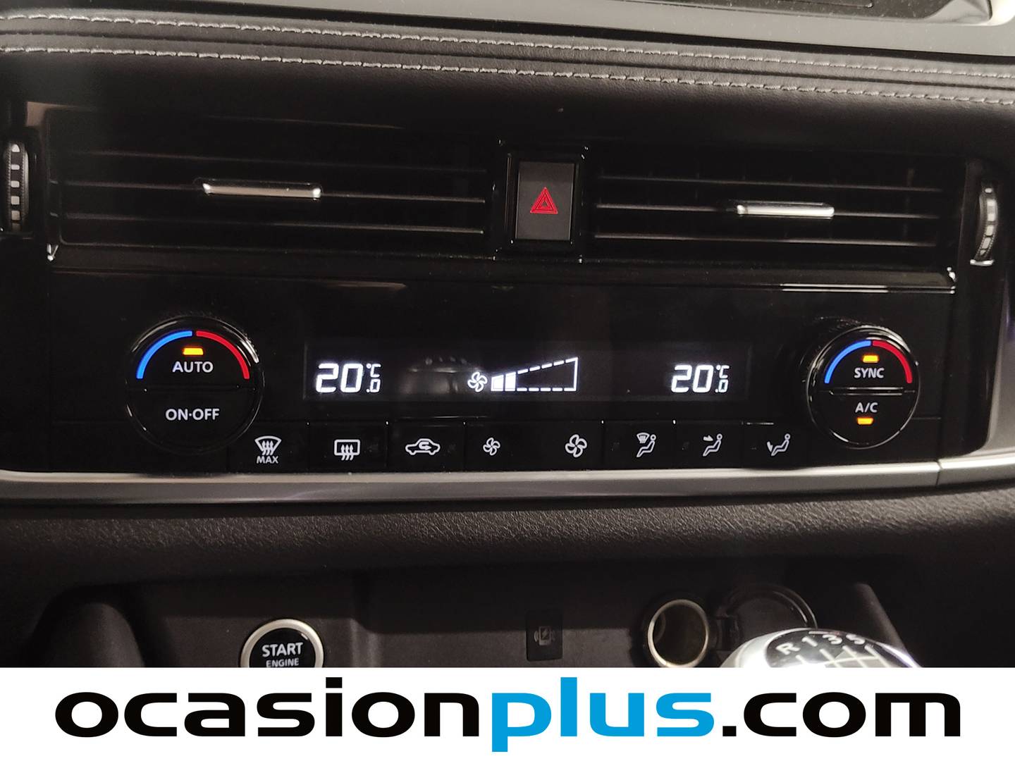 Foto Nissan QASHQAI Nissan Qashqai DIG-T 140 mHEV N-Connecta 4x2 (140 CV)