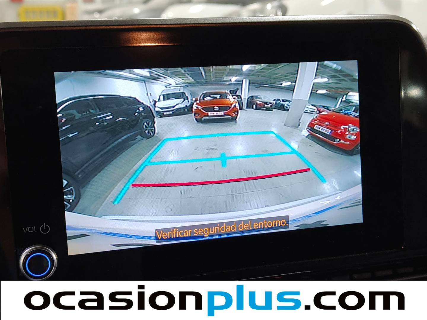Equipamiento del Toyota C-HR Toyota C-HR 1.8 125H Advance (122 CV)