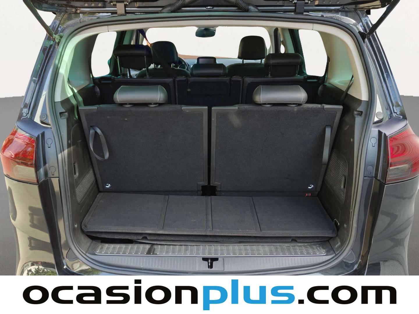 Foto Opel Zafira Tourer Opel Zafira Tourer 1.6 Turbo S/S Excellence (200 CV) 7 Plazas siete plazas