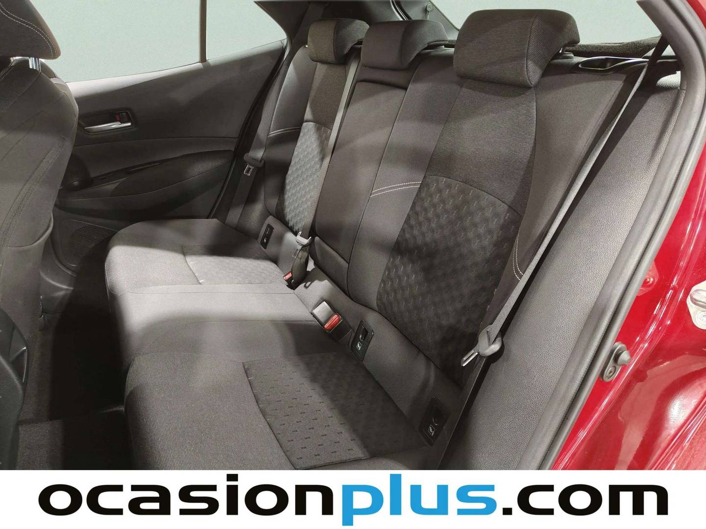 Foto asientos traseros Toyota Corolla Toyota Corolla 140H Active Plus (140 CV)