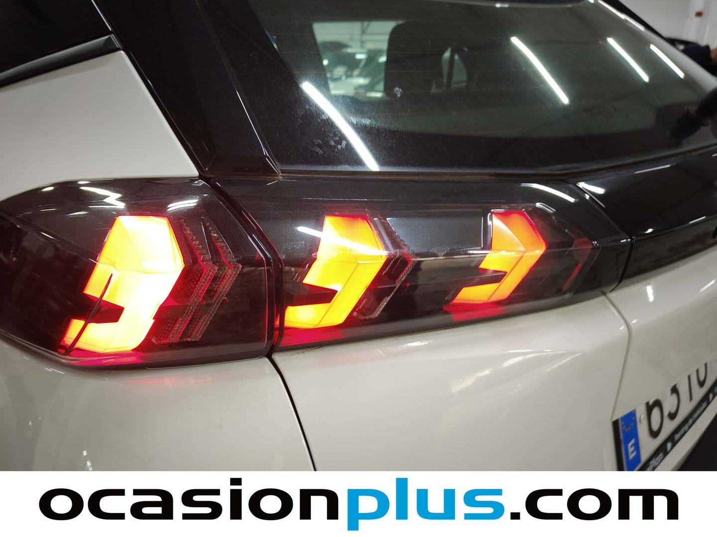 Foto Peugeot 2008 Peugeot 2008 BlueHDi 110 S&S Active Pack (110 CV)