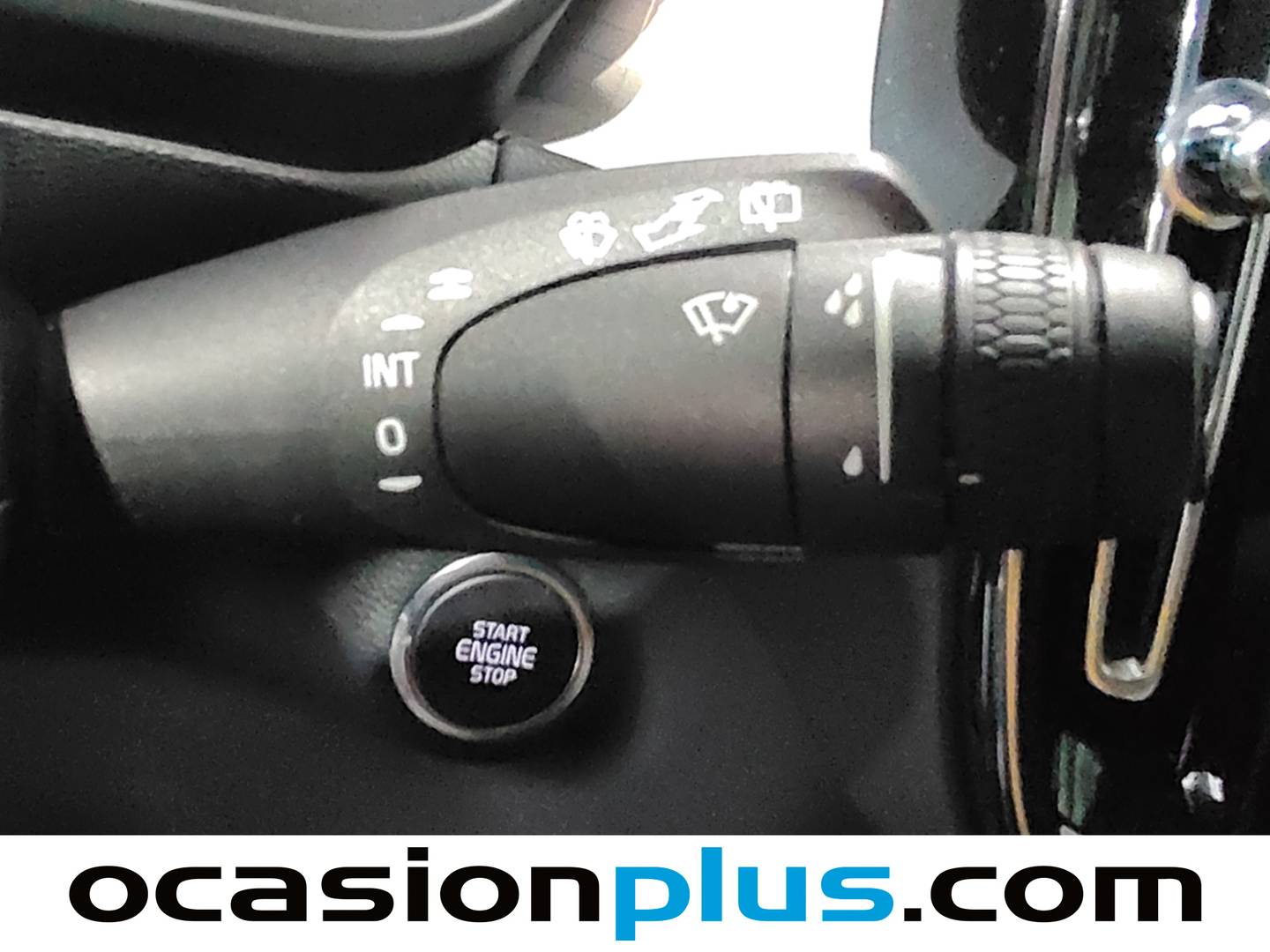 Foto Volvo XC40 Volvo XC40 B3 G Momentum Pro Auto (163 CV)