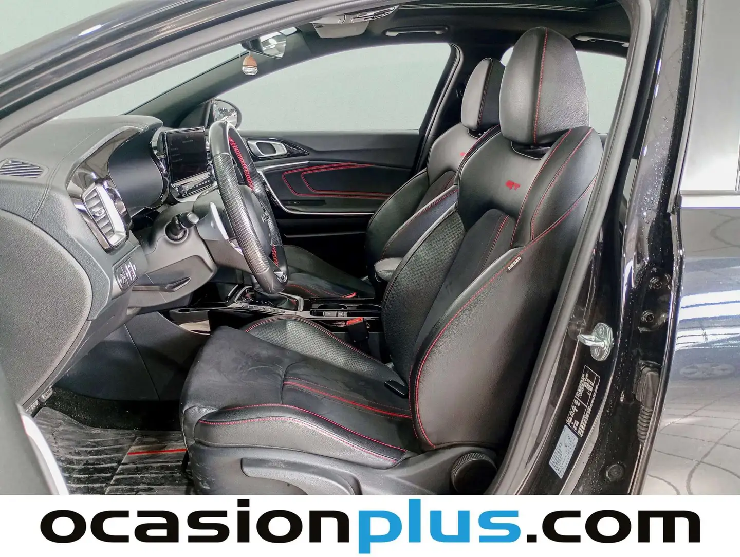 Foto KIA Ceed Kia Ceed 1.6 T-GDi GT DCT (204 CV)