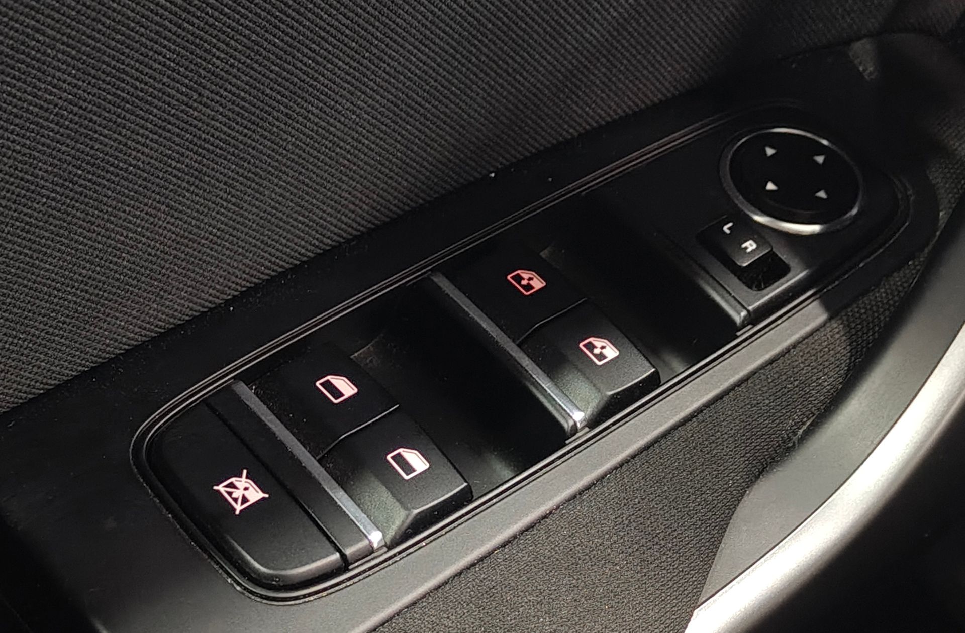 Kia XCeed 1.0 T-GDi Drive - foto 32