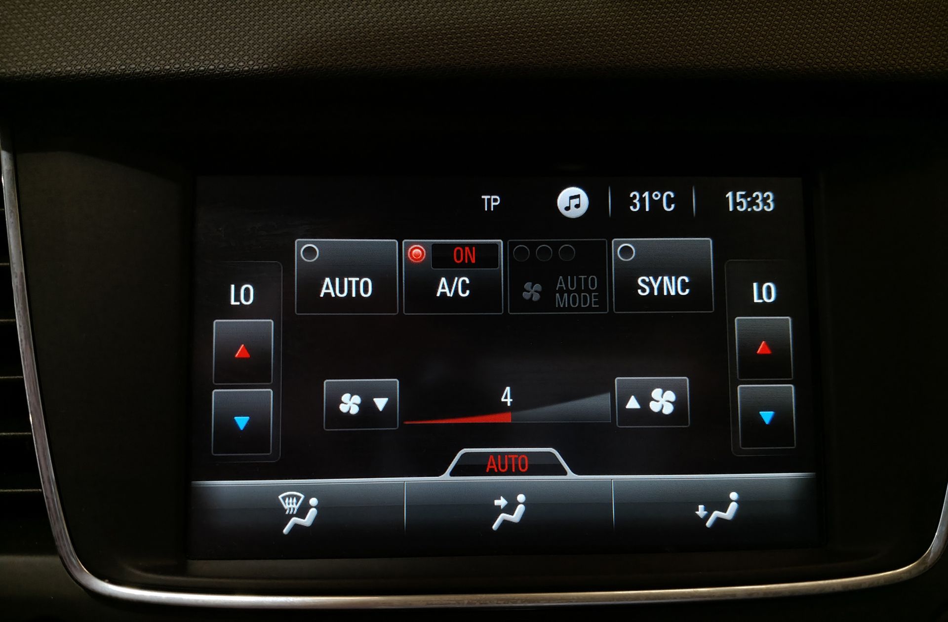 Opel Crossland 1.2 Innovation - foto 32