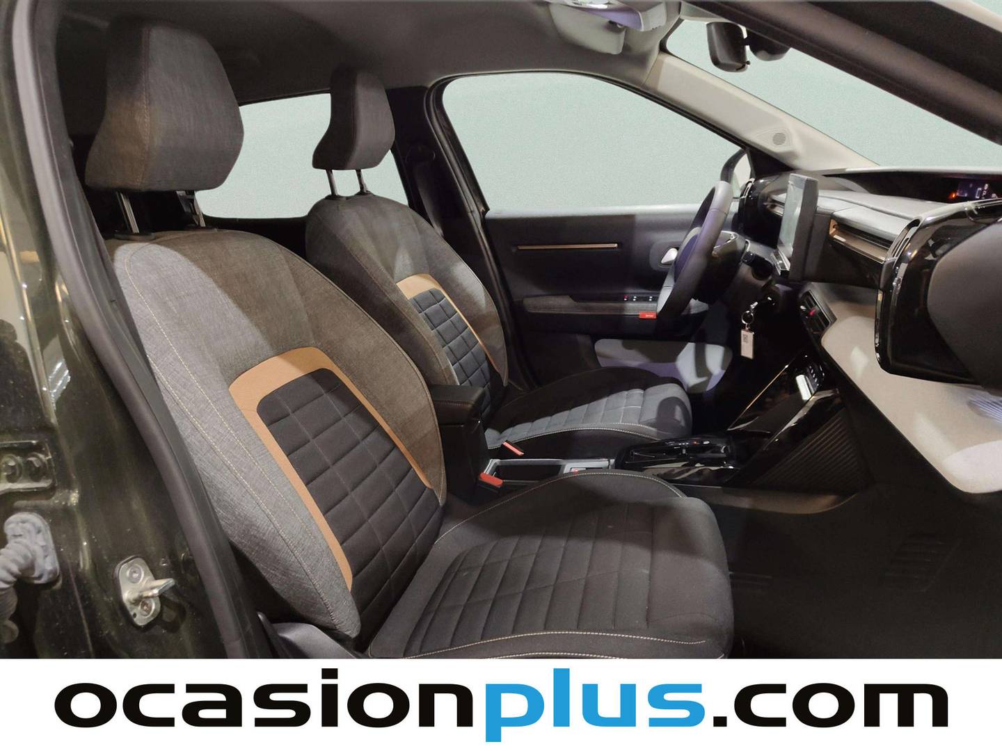 Citroën C3 Aircross Citroën C3 Aircross Hybrid 145 Plus e-DCS6 (145 CV) al mejor precio