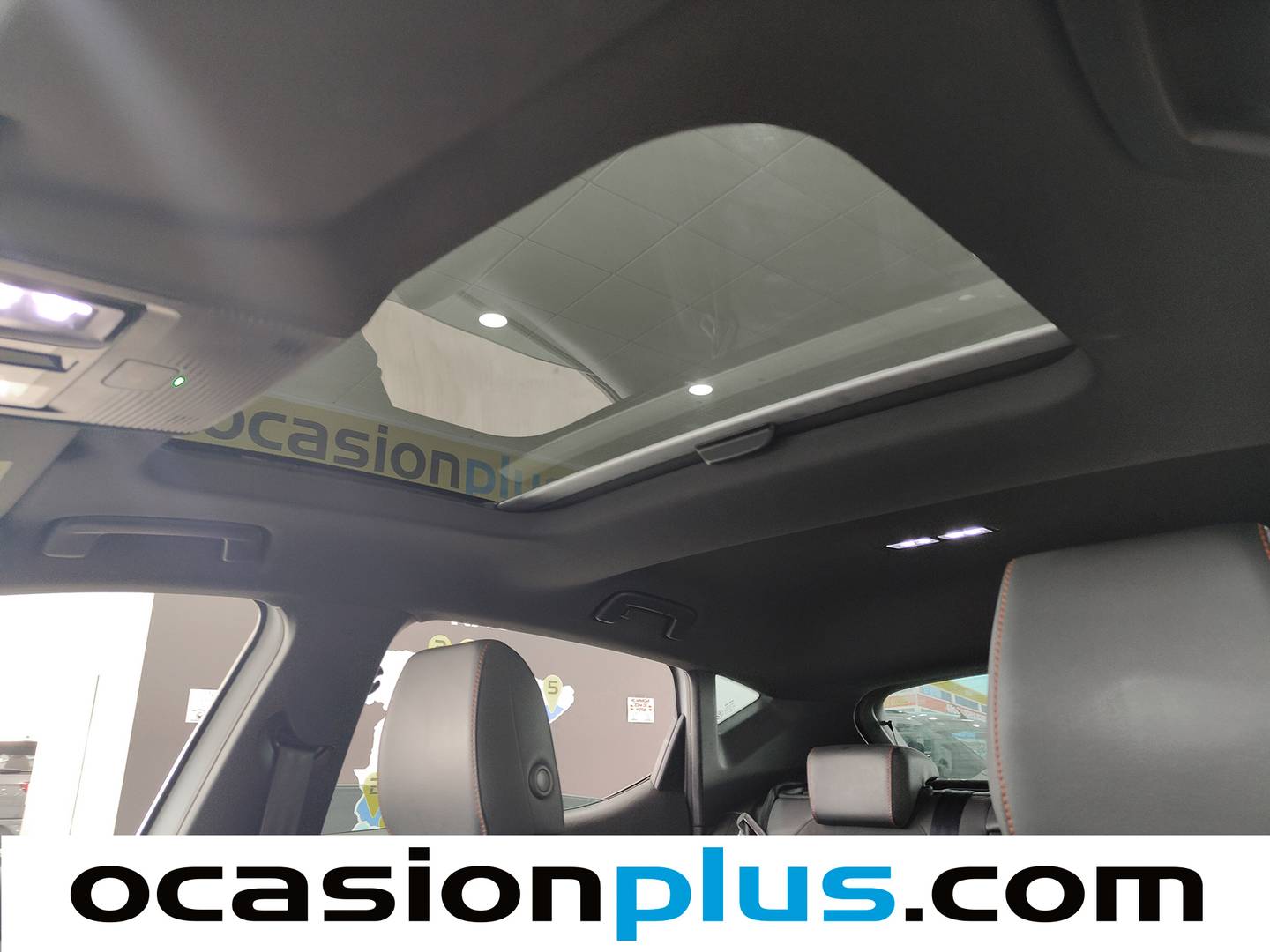 Extras y acabados del Seat León Seat León 2.0 TDI S&S FR DSG (150 CV)
