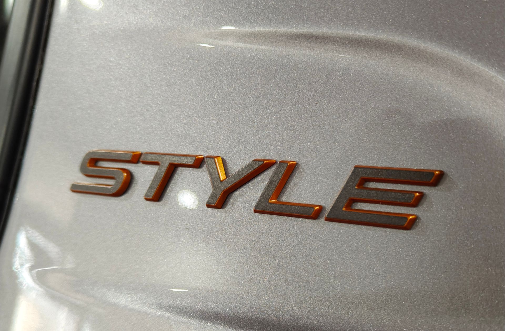 Peugeot 208 Style Hybrid 110 eDCS6 - foto 5