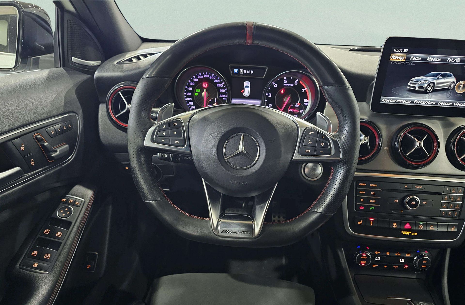 Mercedes-Benz GLA AMG 45 4Matic - foto 31