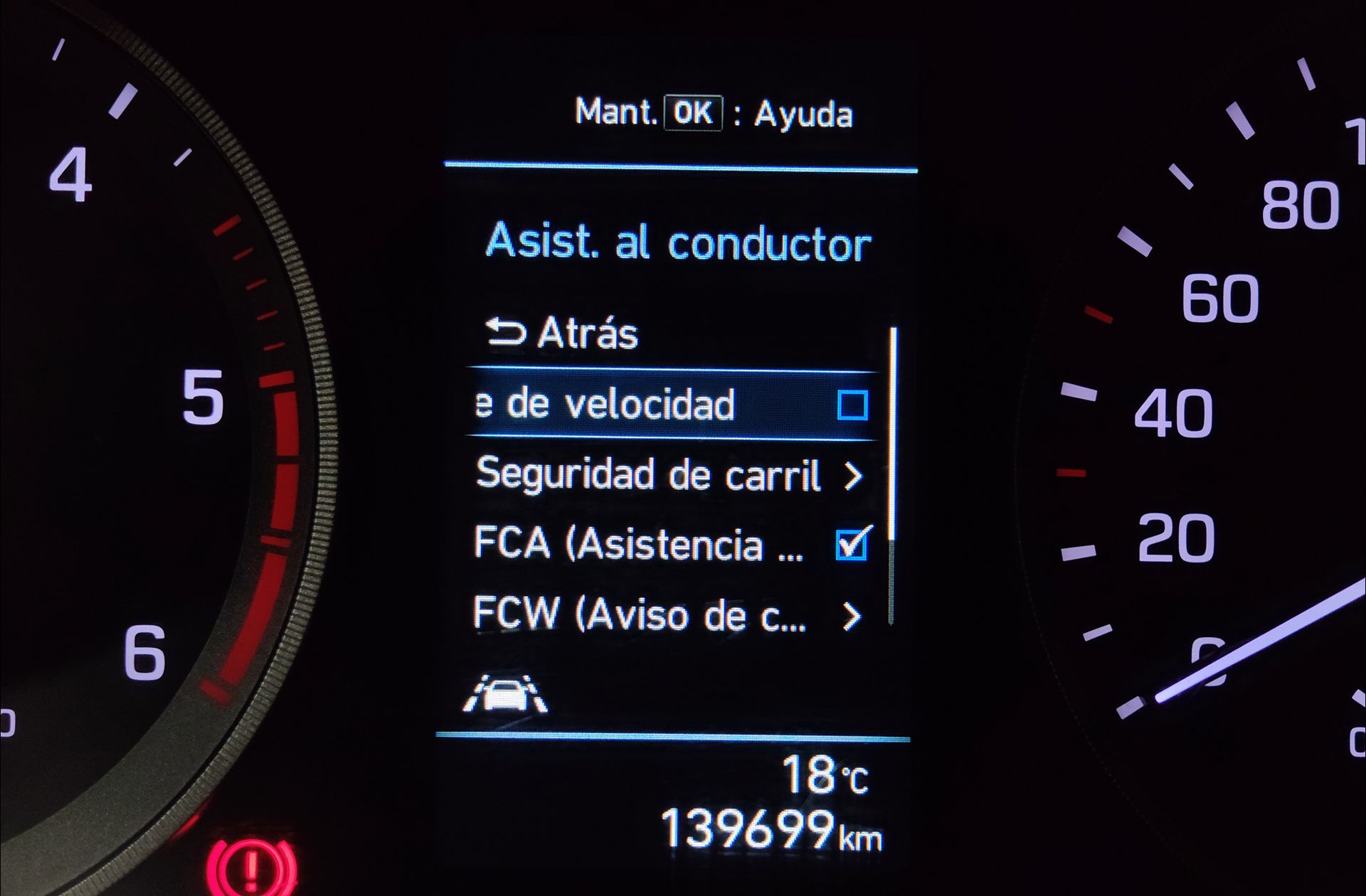 Hyundai Tucson 1.6 CRDi 48V Tecno Sky Safe 4x2 - foto 12