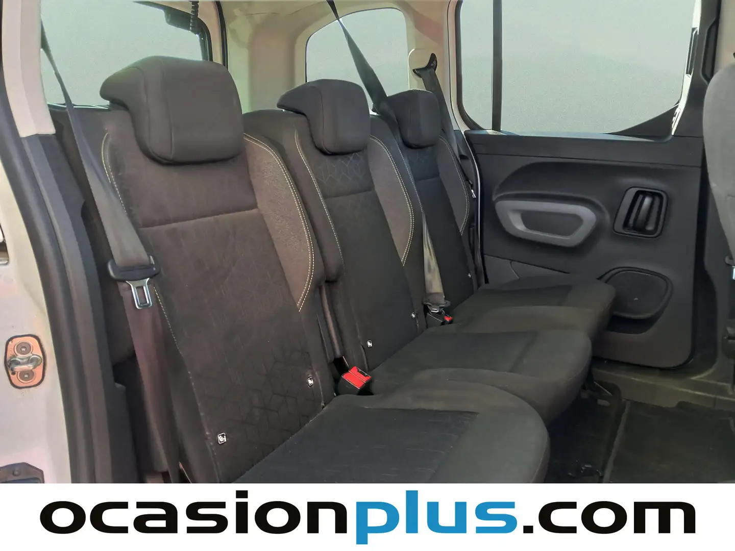 Foto Peugeot Rifter Peugeot Rifter PureTech 110 Active Standard Nav+ (110 CV)