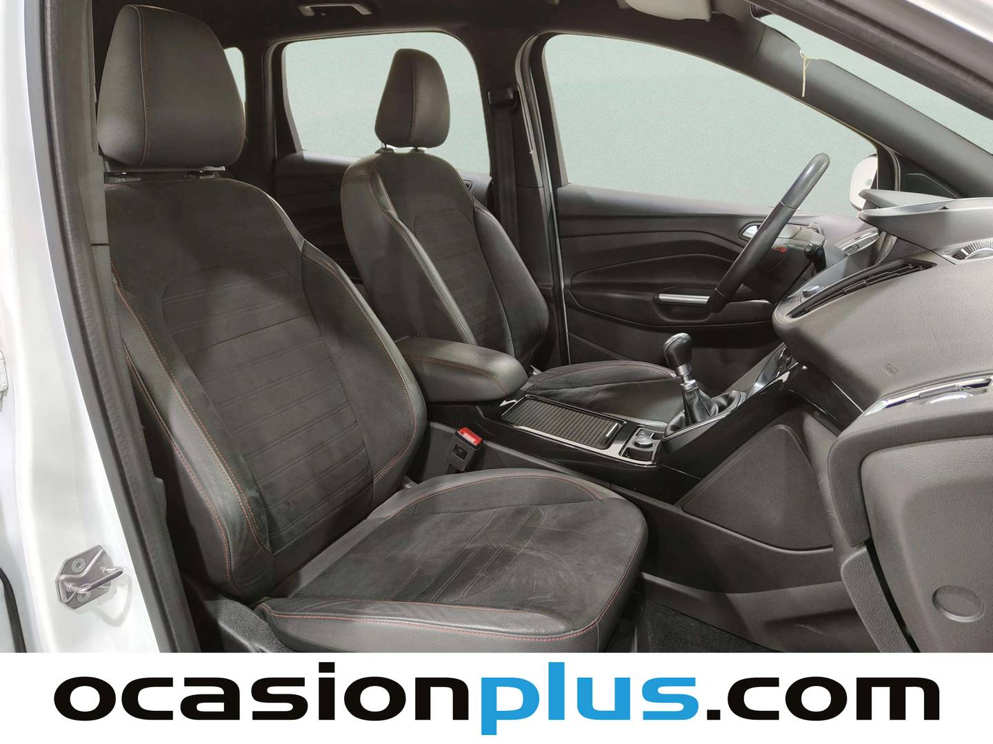 Foto Ford Kuga Ford Kuga 1.5 EcoBoost ST-Line 4x2 (120 CV)