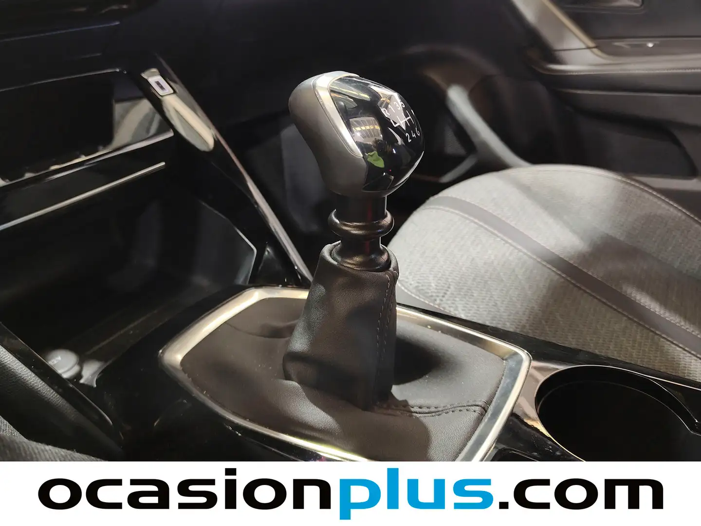 Foto Peugeot 2008 Peugeot 2008 PureTech 100 S&S Allure (100 CV)