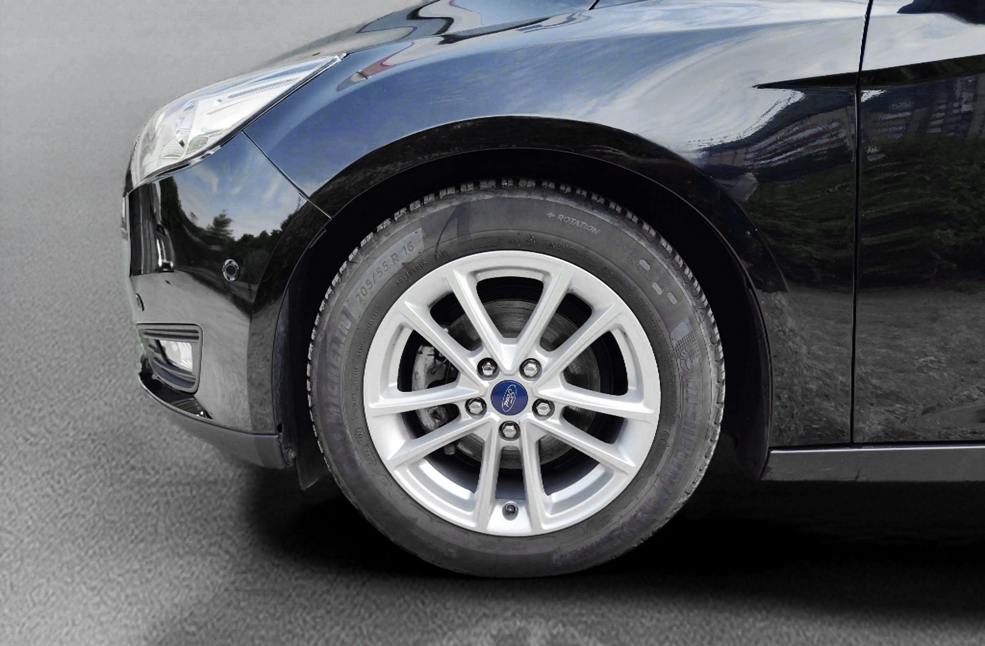 Ford Focus 1.0 EcoBoost Trend+ - foto 36