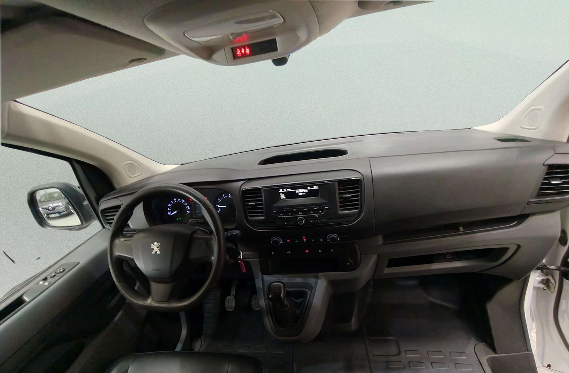 Peugeot Expert Furgon BlueHDi 120 Pro Standard - foto 6
