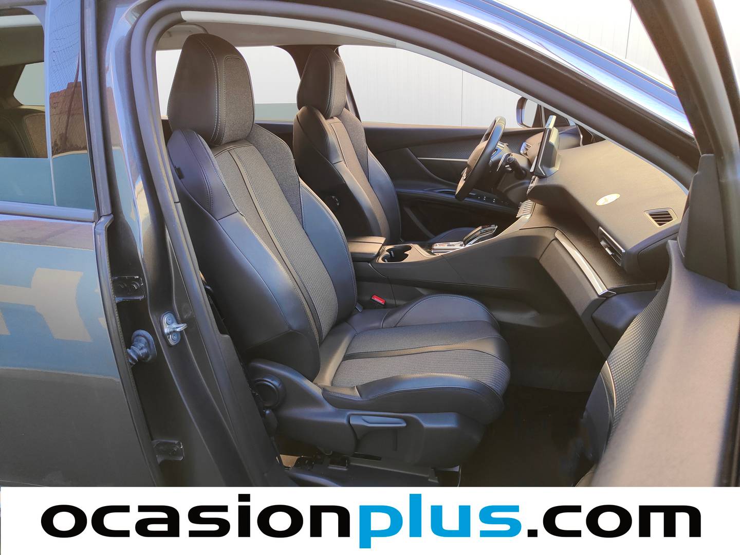 Foto Peugeot 5008 Peugeot 5008 PureTech 130 S&S Allure EAT8 (130 CV) 7 Plazas