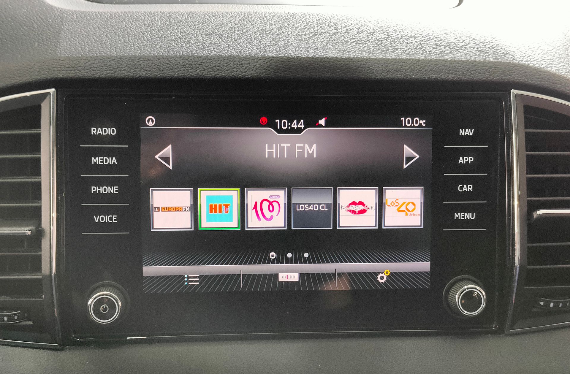 Škoda Karoq 1.6 TDI Ambition - foto 36
