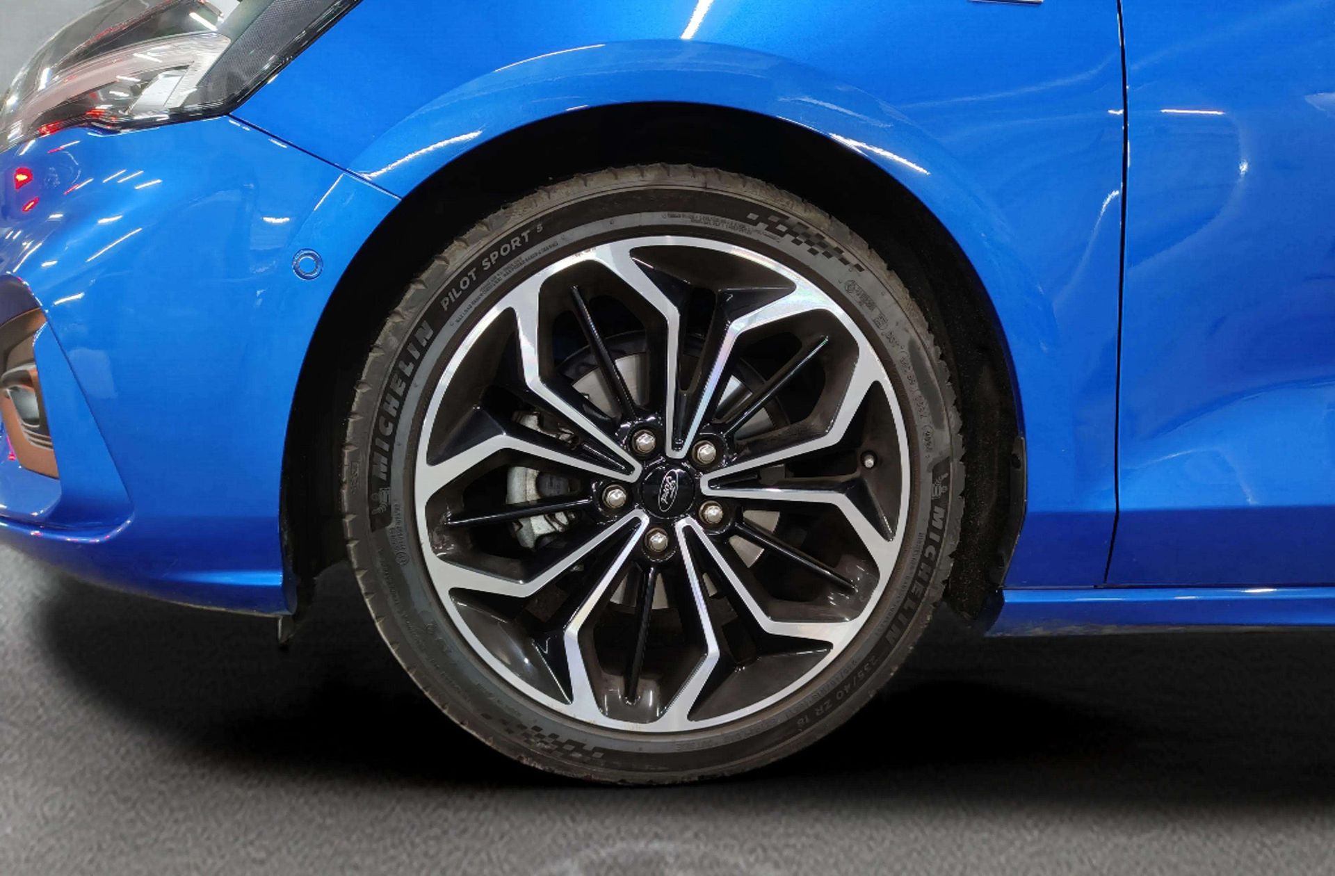 Ford Focus 1.0 EcoBoost ST-Line - foto 41