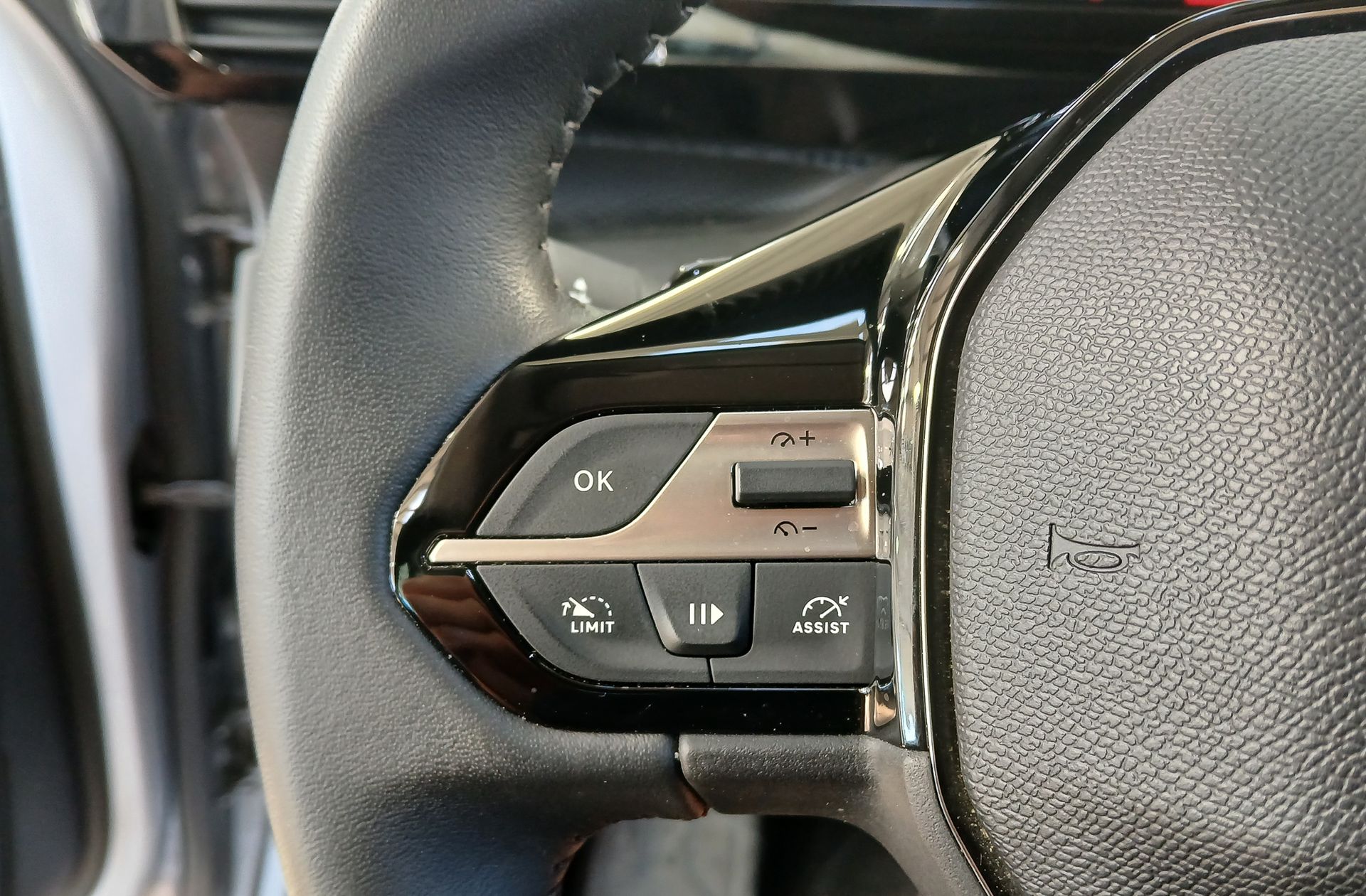 Peugeot 308 PureTech 130 Active Pack EAT8 - foto 26