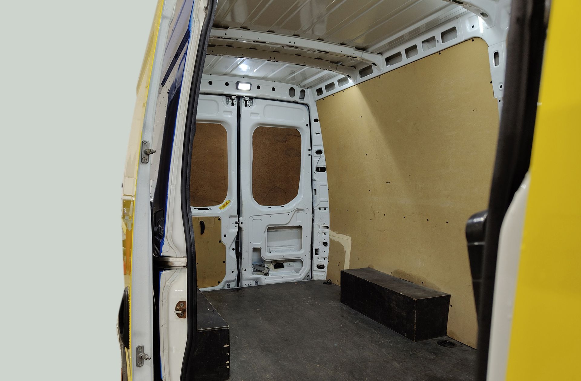 Iveco Daily 2.3 TD 35S 16 V 3520L/H2 - foto 12
