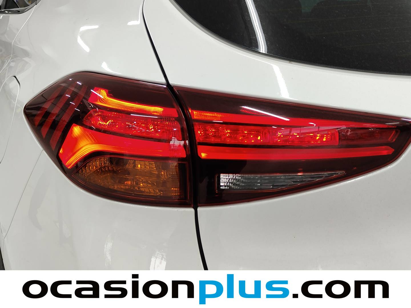Paquetes del Hyundai Tucson Hyundai Tucson 1.6 CRDI 48V Tecno Sky Safe 4x2 (116 CV)