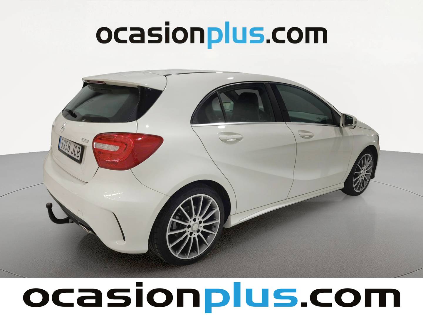 Foto trasera Mercedes Clase A Mercedes Clase A 200 CDI AMG Line (136 CV) derecha