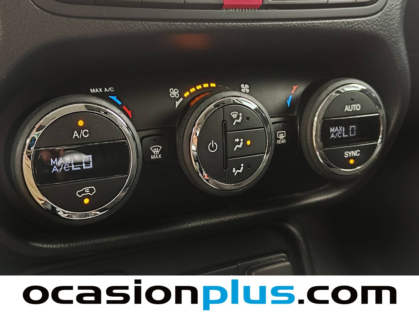 Equipamiento del Jeep Renegade Jeep Renegade 2.0 Multijet Limited Active Drive 4x4 (140 CV)